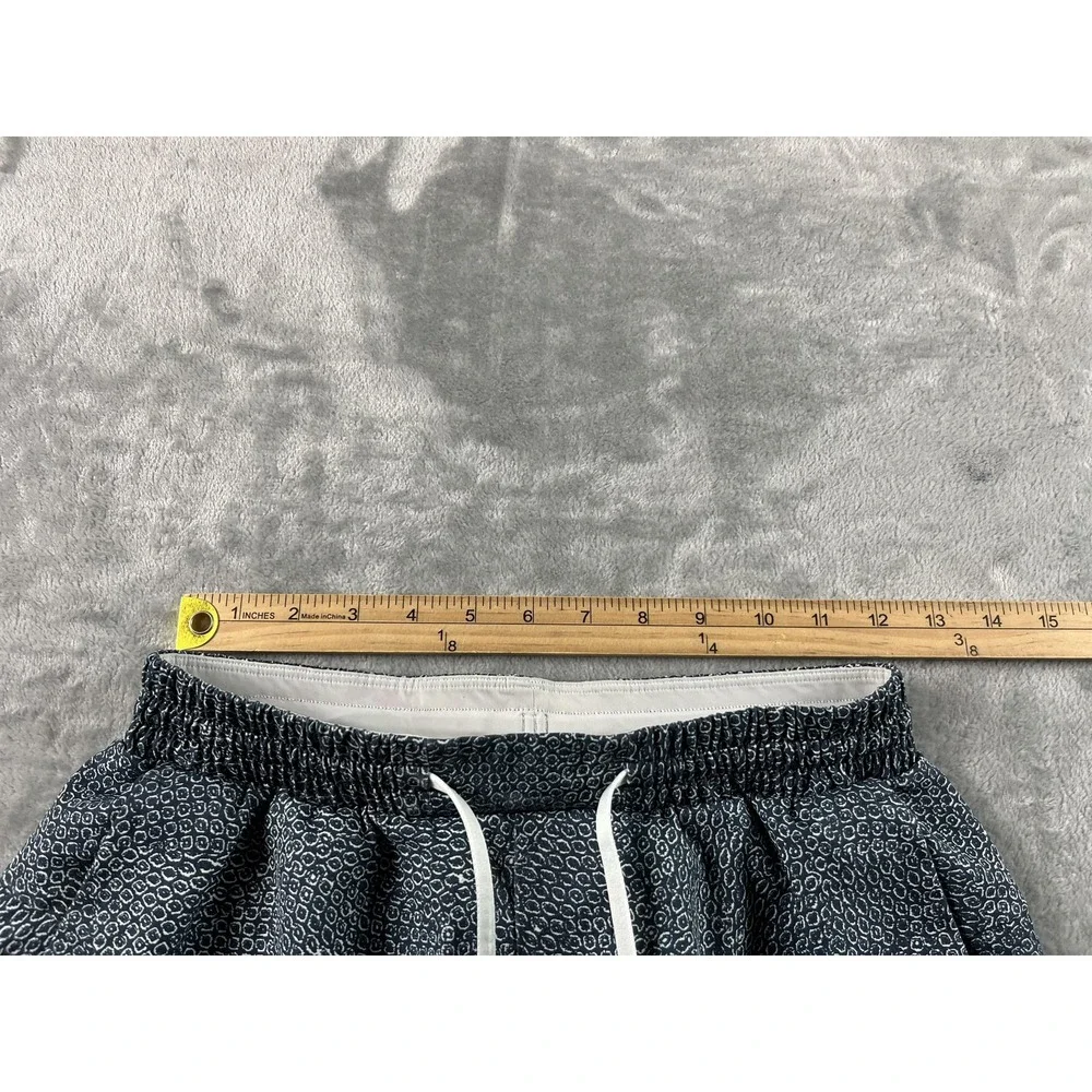Lululemon Channel Cross Swim Shorts Small Blue Geometric Unlined 7